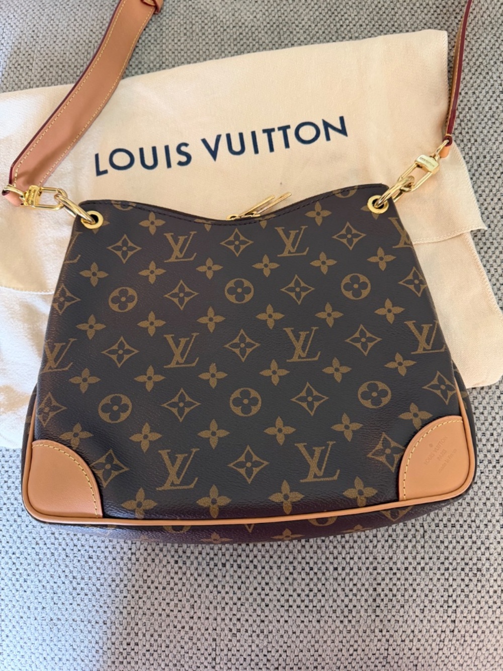 Louis Vuitton Odeon MM Monogram Crossbody – Excellent Condition – Authentic - Picture 3 of 11